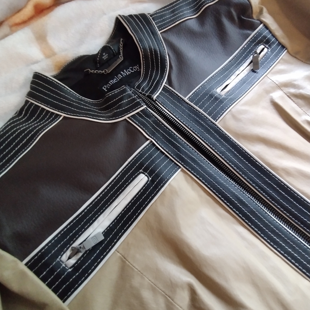 Pamela McCoy color block leather moto jacket - Picture 4 of 11